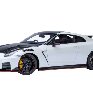 Autoart 1:18 Scale Nissan GT-R R35 Nismo Special Edition Pearl White Model